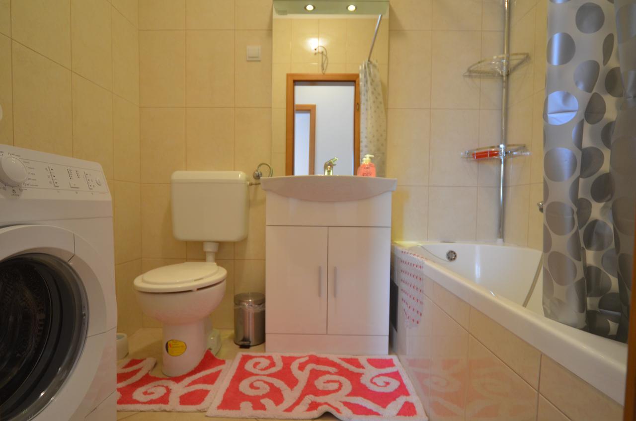 Big Dream Apartment Ровин Екстериор снимка